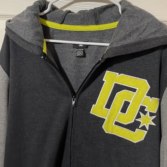 DC Jacket - Picture 2 of 2